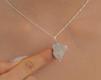 Engraved Fingerprint Heart Necklace • Matching Fingerprint Necklace • • Actual Fingerprint Jewelry • Handwriting Jewelry • Christmas Gifts