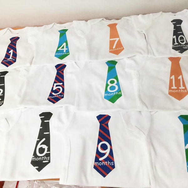 Lot de 12 bodys sur le thème des cravates Oak.p. Joli petit garçon pour nouveau-né, cadeaux personnalisés 0-12 mois