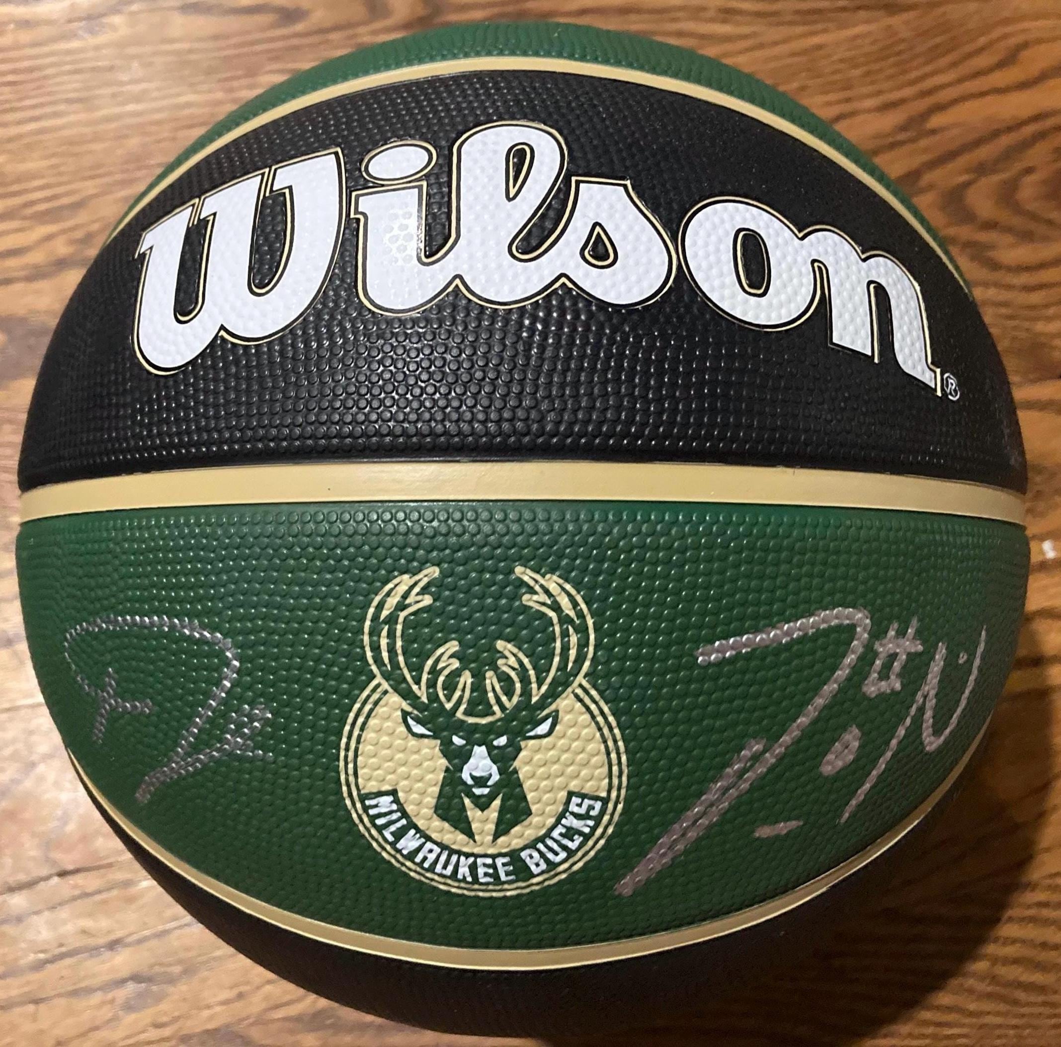 アントニーニャ・ミシュラ直筆サイン入り超 大型写真…クロアチアバスケット選手… アントニーニャ・ミシュラ直筆サイン入り超 大型写真…クロアチア