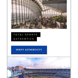 Puede incluir: Captura de pantalla de un sitio web m&oacute;vil para Total Sports Authentics. El sitio presenta im&aacute;genes de un gran espacio para eventos y un estadio de b&eacute;isbol. El texto en el sitio incluye "Total Sports Authentics" y "Verify Authenticity."