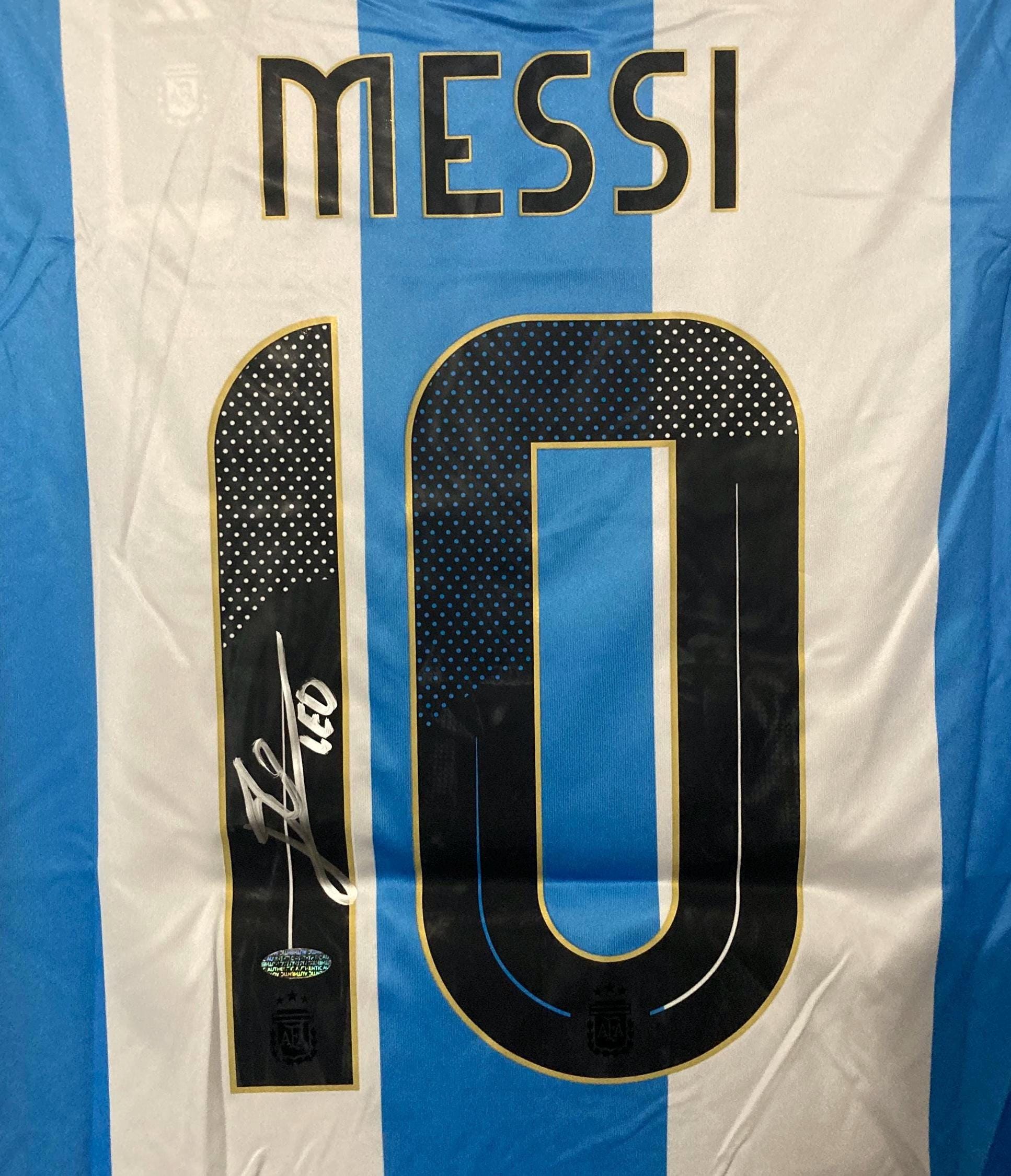 リオネル・メッシ直筆サイン入りサッカージャージ COA & ホログラム