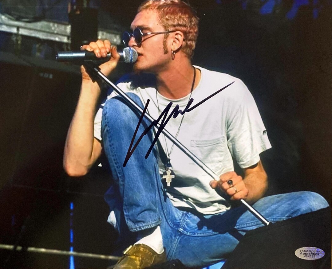 LAYNE STALEY signed autographed photo COA Hologram main image 1