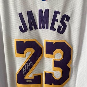 Camiseta NBA n.° 23 firmada por LeBron James de Los Angeles Lakers con certificado de autenticidad y holograma