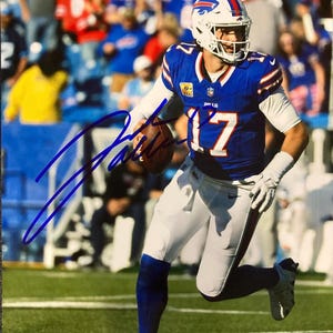 Josh Allen Signed Buffalo Bills Home 8x10 Photo COA & Hologram