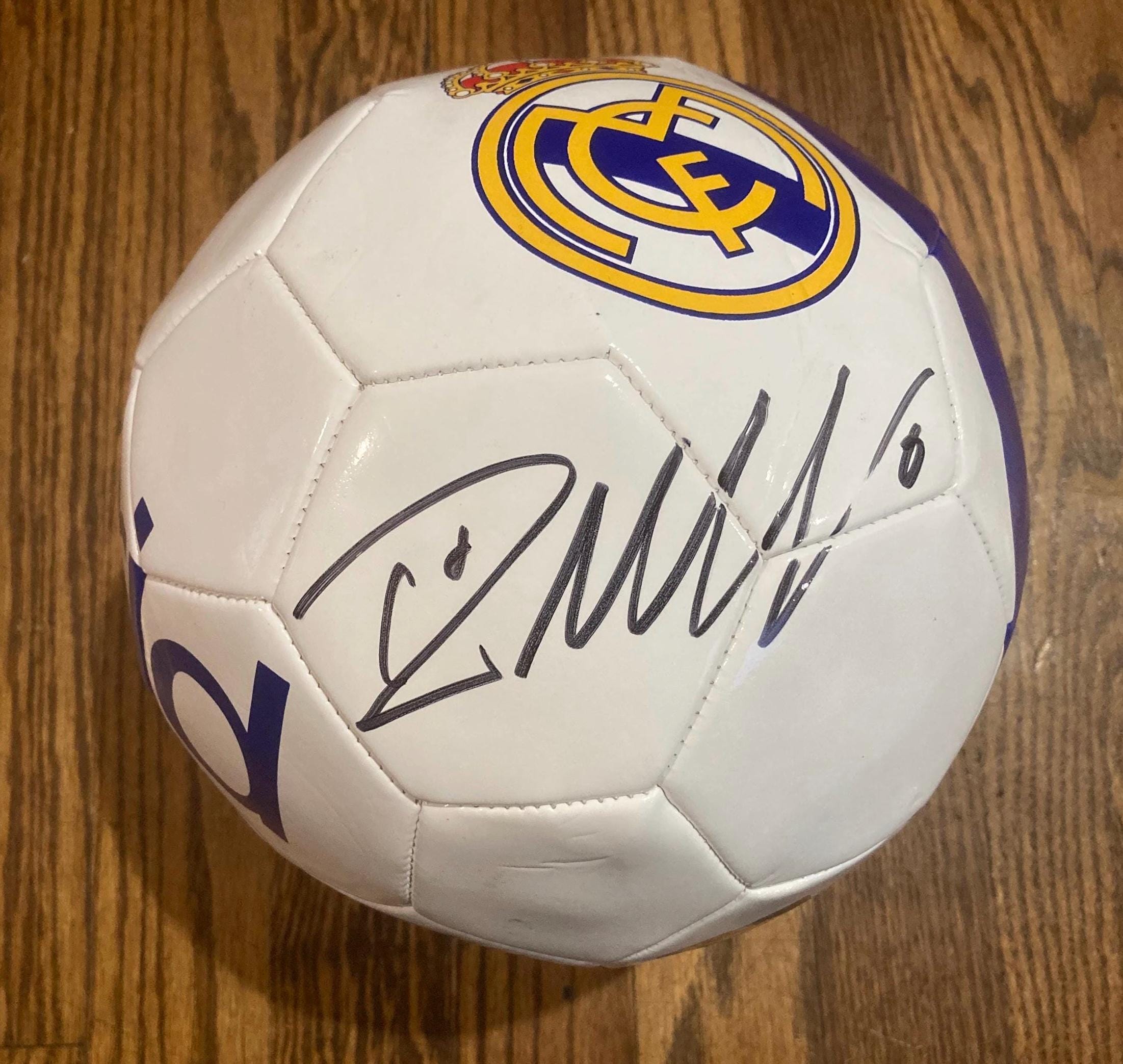 クリスティアーノ・ロナウド直筆サイン入りレアル・マドリード