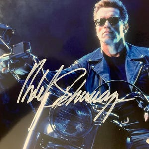 ア―ノルド・シュワルツェネッガーの直筆サイン入りコレクション・カード 映画グッズ販売専門店ハリコレ。映画グッズが豊富な品揃え