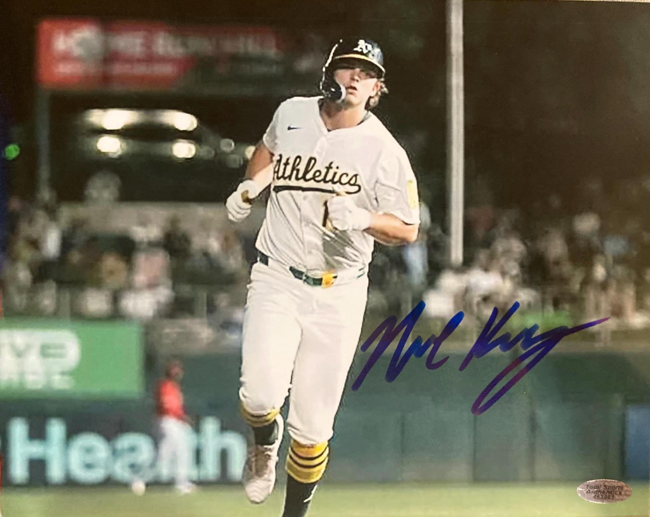 ニック・カーツ直筆サイン入りオークランド・アスレチックス 8x10 写真