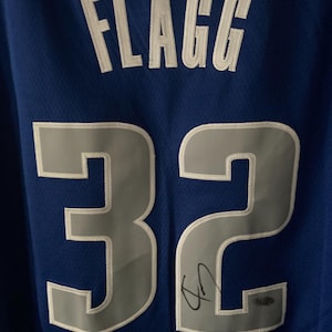 Koszulka Cooper Flagg #32 Dallas Mavericks z autografem i hologramem
