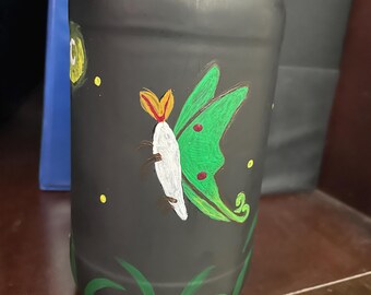 Polilla luna en un frasco