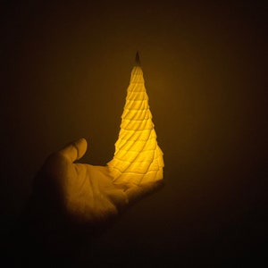 Archivo STL de cubierta de luz de té LED de árbol de Navidad impreso en 3D