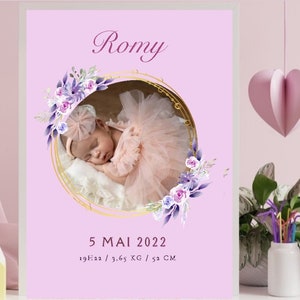 Cartel de nacimiento de flores femeninas.