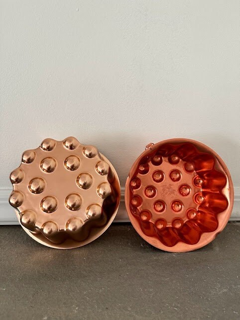 Round Disc Mold Shiny Silicone / 2-1/4 X 1/4 Inch Deep/ DIY