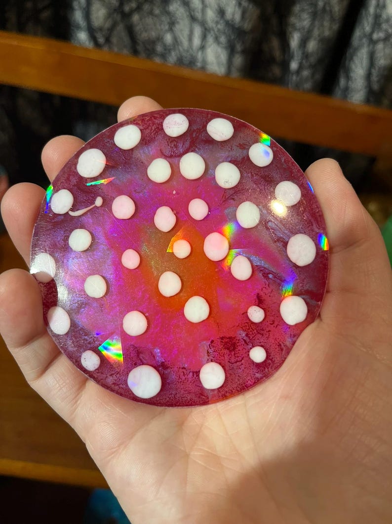 Rainbow Holographic Coasters with UV Reactive Ink zdjęcie 6