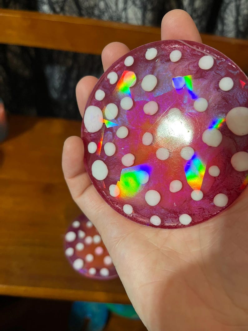 Rainbow Holographic Coasters with UV Reactive Ink zdjęcie 9