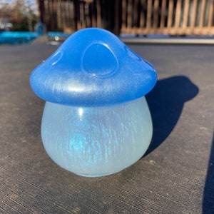 Handcrafted Resin Mushroom Jar | Customizable Lidded Storage, Whimsical Decor, Fairycore Trinket Holder