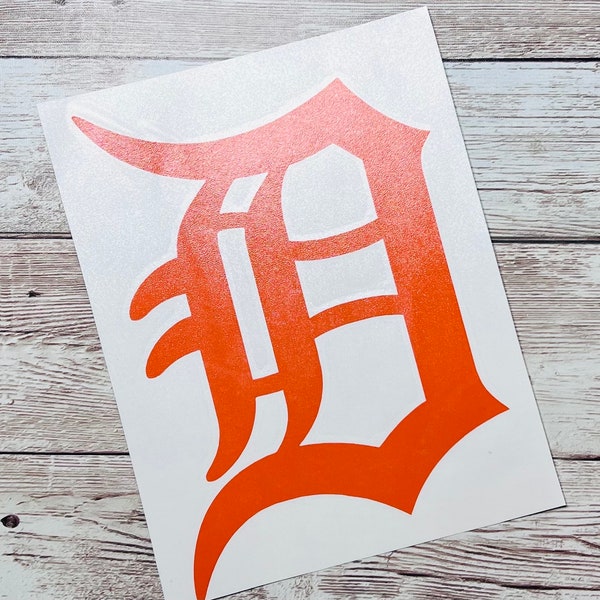 Detroit Tigers Vinyl Sticker | For Laptop, Car Window, Water Bottle and more.