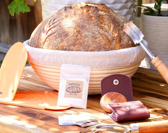 Ultimate Sourdough Kit – Starter, Banneton, Lames, Whisk & Scrapers | Artisan Bread Set