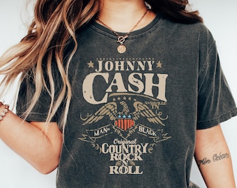 Johnny Cash T-Shirt, The Man in Black Shirt, Outlaw Music Shirt, Country Music Shirt, Rock Shirt, Rockabilly Shirt