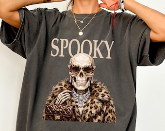 Comfort Colors® Skeleton Halloween Shirt Spooky Season Vintage Pumpkin Tee Retro Funny Halloween TShirt Autumn Fall Leaves T-Shirt