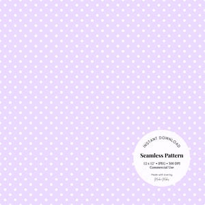 Op de afbeelding: Een naadloos patroon met een lichtpaarse achtergrond en gelijkmatig verdeelde witte stippen. De afbeelding bevat een cirkelvormige afbeelding met de woorden "Direct downloaden" en "Naadloos patroon". Het patroon is 30,48 x 30,48 cm.