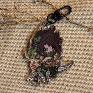Süße League of Legends Akali inspired Schlüsselanhänger