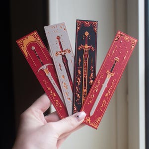 Elven Blades Bookmarks – Fantasy Sword Design, Perfect for Book Lovers, Unique Book Lover Gift, Gift for Readers – Single or Full Set