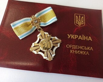 Medaglia dell'Ordine dell'Amore Ucraino con documento: Gloria all'Ucraina
