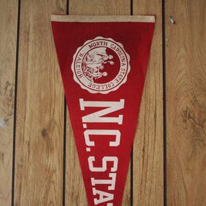 VTG North Carolina State College Wall Pennant. 1940&#39;s Vintage College Pennant, Antique Fanfare, Hanging Wall Art.