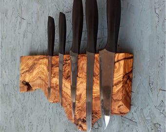 Handcrafted Olive Wood Magnetic Knife Rack: Mediterranean Kitchen Decor