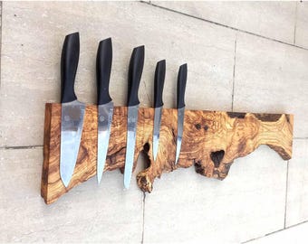 Handgefertigter Live Edge Magnetischer Messerhalter aus Olivenholz