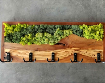 Moss & Olive Wood Wall Mounted Coat Rack: Rustic Home Decor, FREESHIPPING