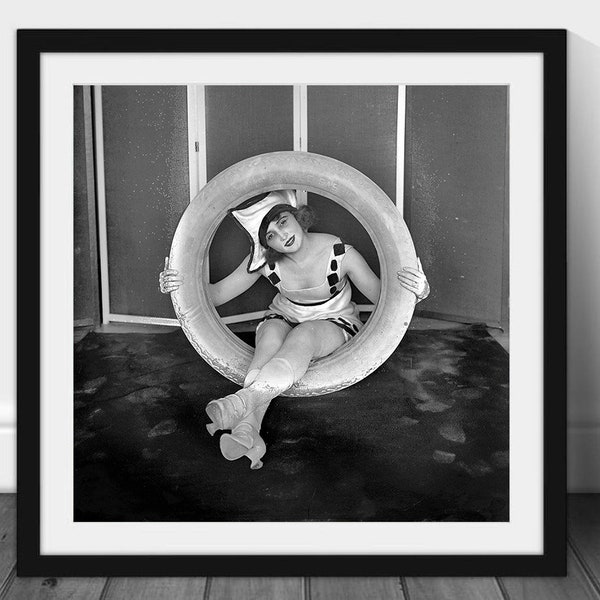 Statue of Liberty in Progress New York City, Black and White Photo, Vintage Wall Art, historical Wall Art, DIGITAL DOWNLOAD, PRINTABLE Art