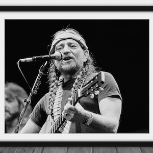 Willie Nelson Guitar Musician Portrait, Black and White Photo, Vintage Wall Art, historical Wall Art, DIGITAL DOWNLOAD PRINTABLE