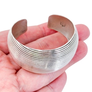 Vintage Mexico Ribbed Cuff | Taxco Sterling Silver 925 Bracelet | Wide 3cm Modernist Statement | TC-329 Hallmarked 5.75 Inch
