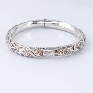 Sterling Silver Hinged Bangle Bracelet | Floral Engraved | Vintage Style | 6.25&quot;
