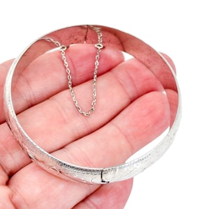 Vintage Sterling Silver Floral Bangle: Etched Hinged Cuff Bracelet
