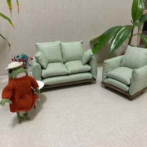 Crochet frog with armchair, Froggie's Sweater,Gift for Kids, Birthday gift,Froggie Frog and his armchair,Christmas gift,Sweater to fit frog,