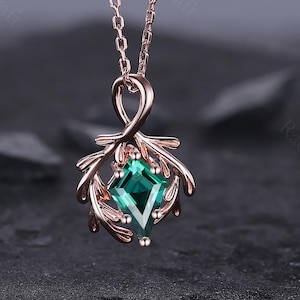 Kite Green Emerald Necklace: 14K Rose Gold Vintage Pendant