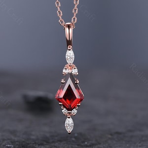 Dainty Natural Garnet Necklace January Birthstone 14K Rose Gold Pendant Necklace, Cluster Diamond Garnet Necklace, Anniversary Gifts for her
