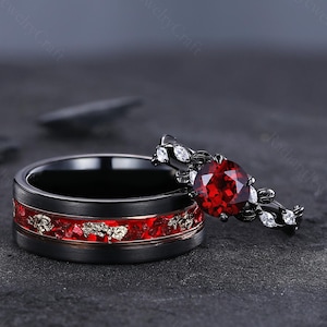 Set met granaatpaarringen: gotische sterlingzilver en wolfraam trouwringen
