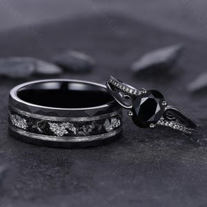 Vintage Black Onyx Couple Ring Set: Black Gold Wedding Bands