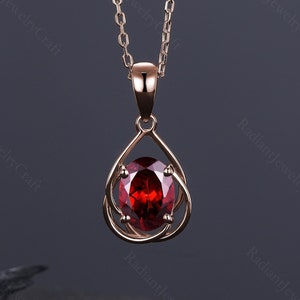 Oval cut garnet necklace Rose gold oval garnet necklace Family garnet pendant necklace Unique garnet pendant Unique necklace gift for her