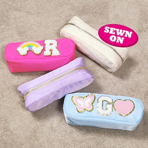 Trousse personnalisée cousue sur une trousse personnalisable avec écussons en chenille de nylon cartable pour enfant Trousse personnalisée avec écusson lettre pour la rentrée