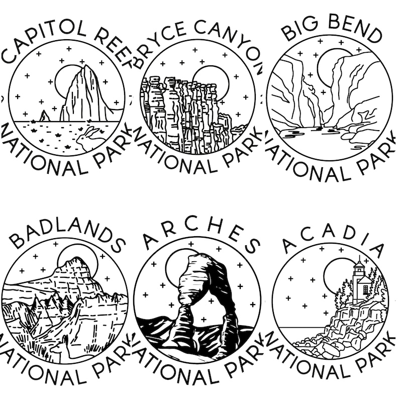Op de afbeelding: Zes zwart-witte cirkelvormige ontwerpen met illustraties van nationale parken. Parken zijn onder meer Capitol Reef, Bryce Canyon, Big Bend, Badlands, Arches en Acadia. Elk ontwerp bevat de parknaam en de tekst "National Park".