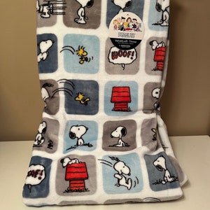 Peanuts Snoopy Blue/ Grey Plush Blanket Throw