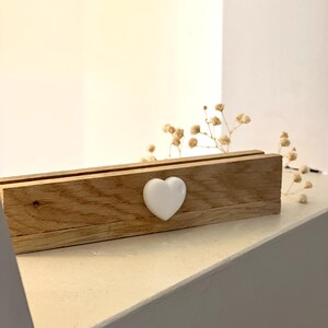 Kartenhalter/ Bilderleiste/mit Herz aus Eichenholz - festliche Tischdekoration Hochzeiten (Halter für Menükarte, Tischnummer) - Geschenkidee