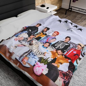 Stray Kids  Plush Blanket, Stray Kids 5 Stars, Velveteen Plush Blanket, Stray Kids Merch, Stray Kids Blanket, SKZ Blanket, Kpop Gift