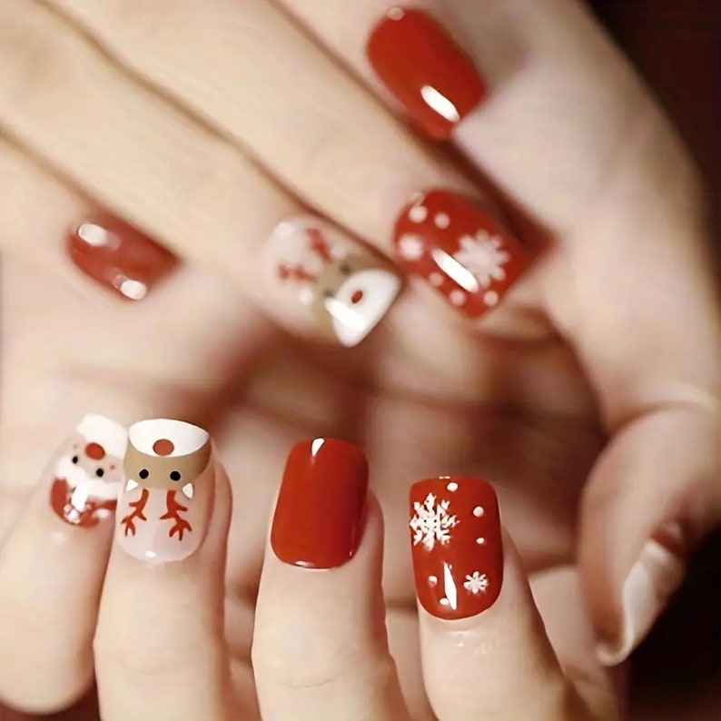 Christmas Press on Nails Cute Santa Design, Short Square Removable Reusable Press on Manicure