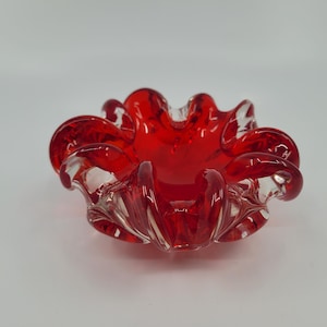 Murano bowl red 12.5 x 12.5 cm Vintage Mid Century 60s Italy glass bowl glass wave ashtray glass bowl glass ashtray flower shape