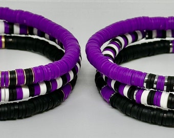 Set di braccialetti Heishi viola, neri e bianchi, set di braccialetti per il giorno della partita viola e neri